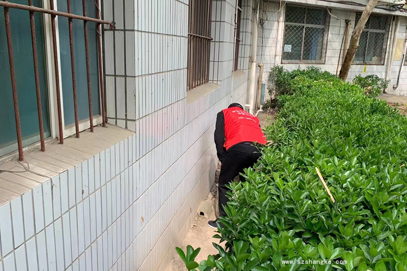 醫院安裝戶外毒餌站